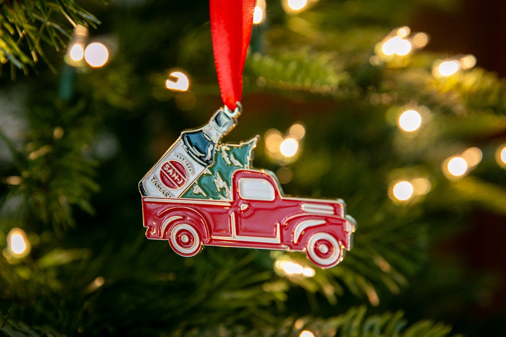 SAN-J Tamari Truck Ornament